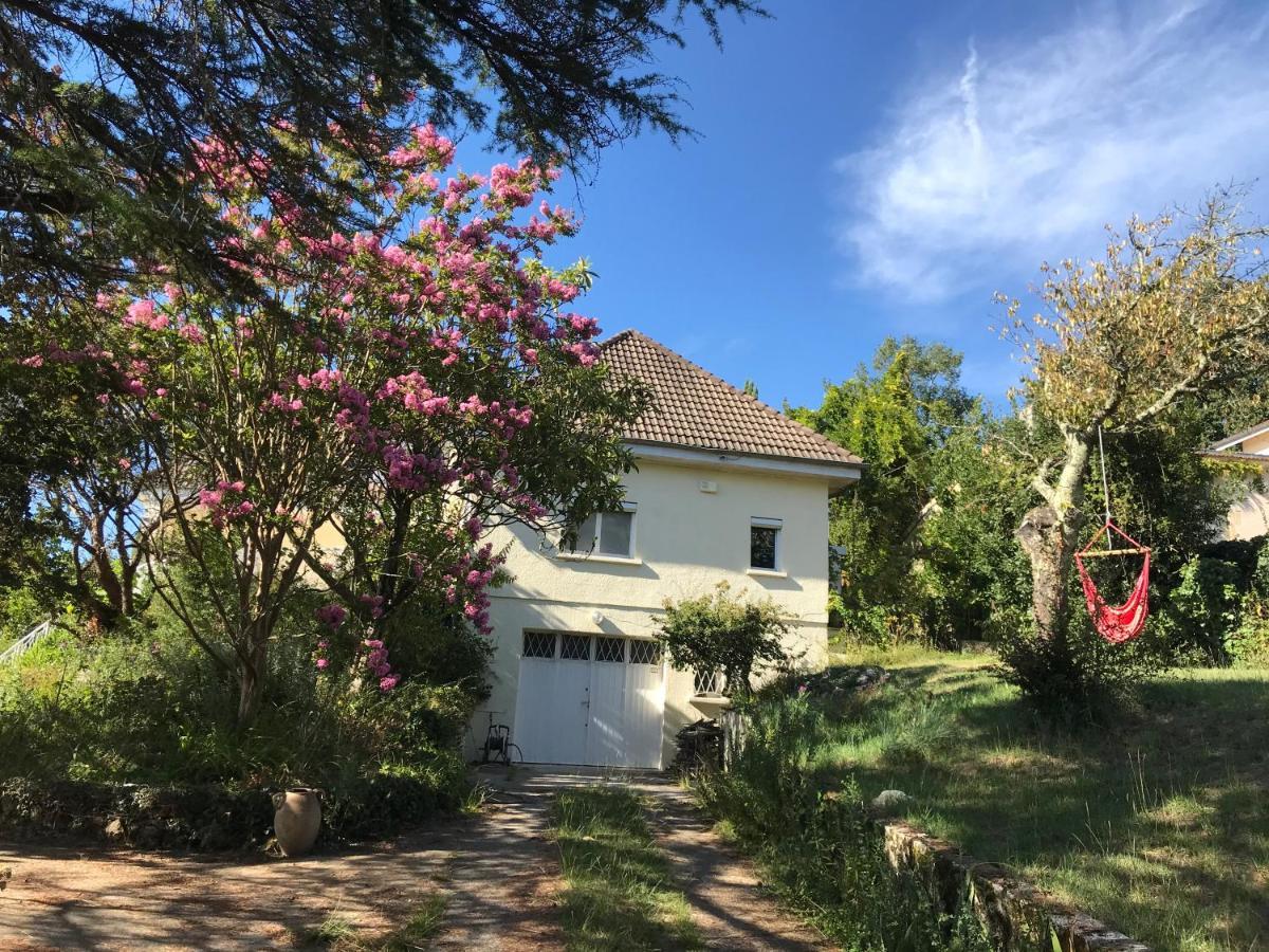 Appartement Avec Vue Panoramique Sur L'Estuaire De La Gironde Plassac  Exteriér fotografie